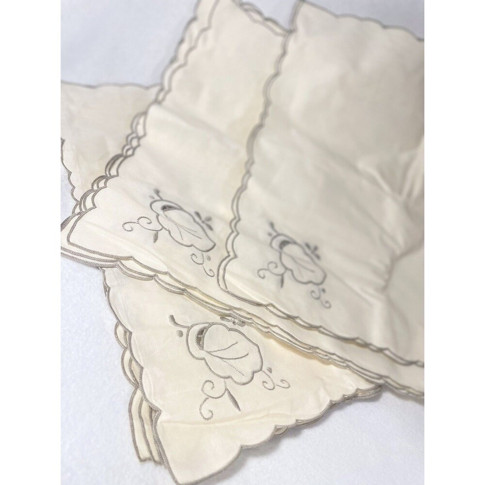 Vintage Cream Cotton Napkin Set 12pc Scalloped Embroidered Table Decor 15 x 15 "